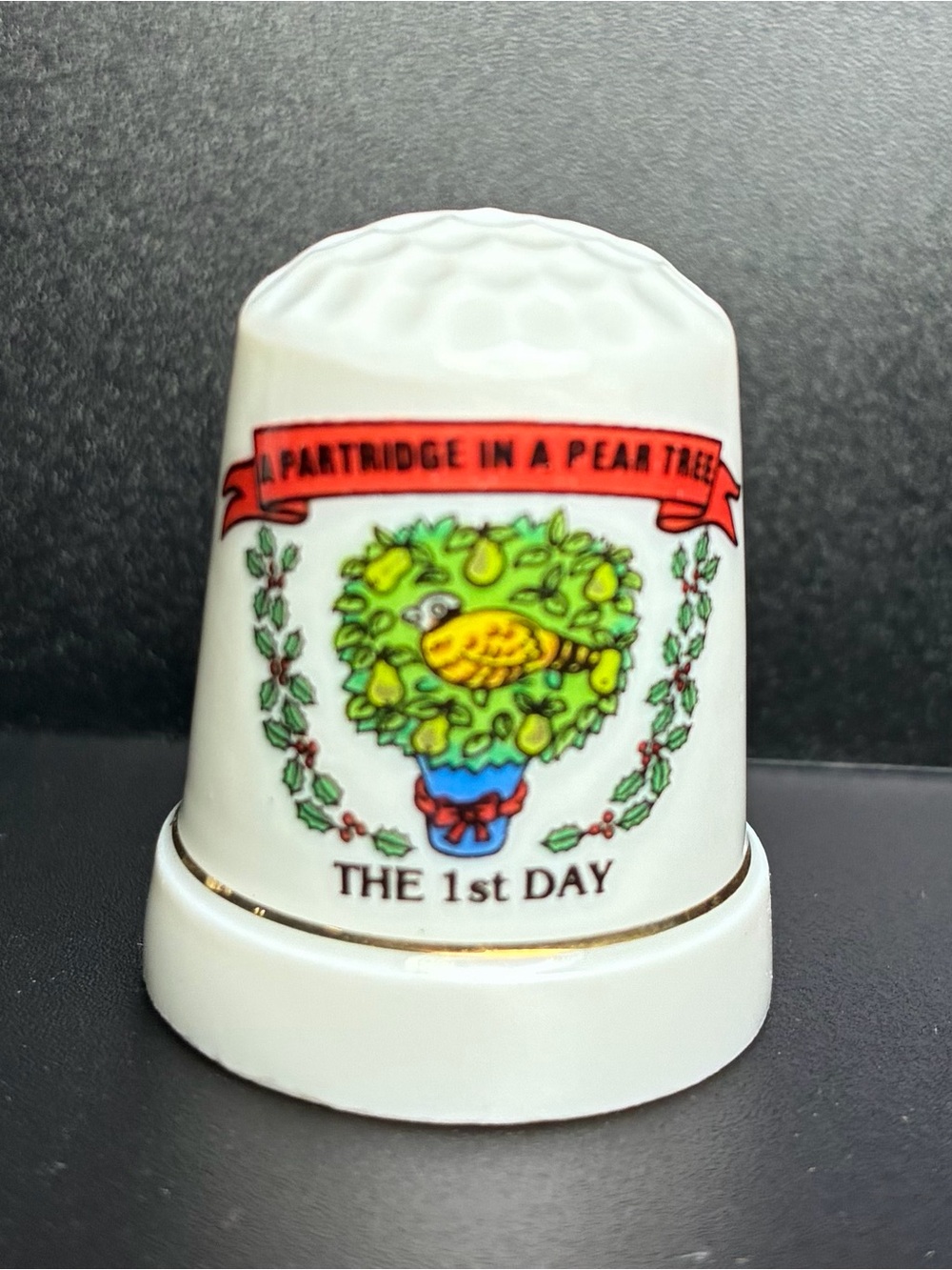 12 days of Christmas lot - 10 thimbles